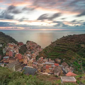 Apartment L' Attico Giallo Oro Di Giulia, Manarola