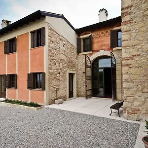  Vakantieboerderij Relais Ambrosetti Italië